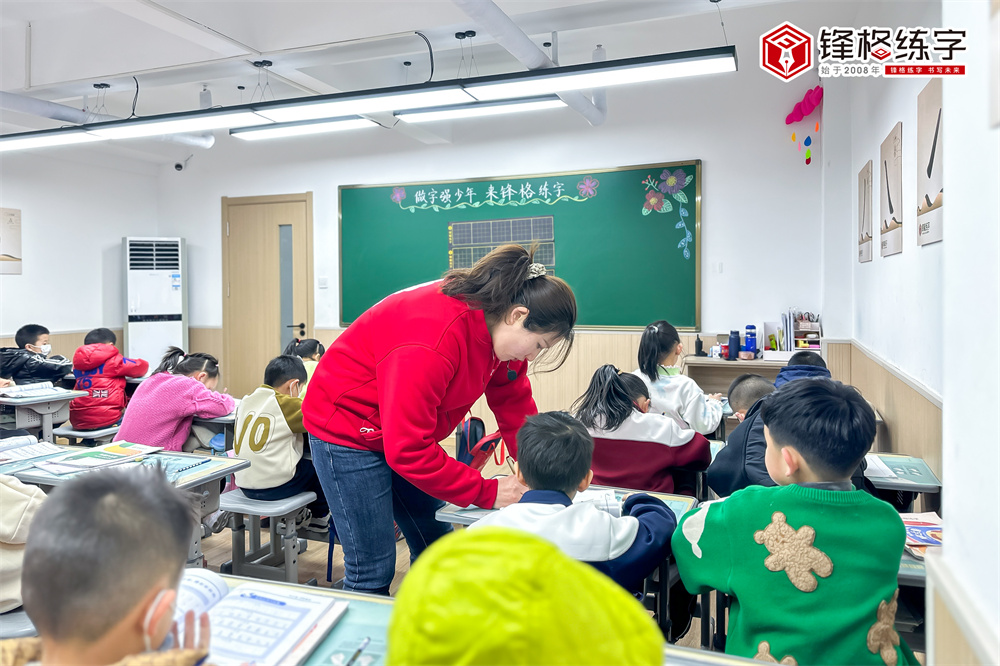 小型书法工作室反而更赚钱